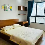 Can Ho 2 Phong Ngu Emerald Celadon Tan Phu