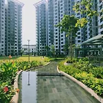Can Ho 2 Phong Ngu Emerald Celadon Tan Phu