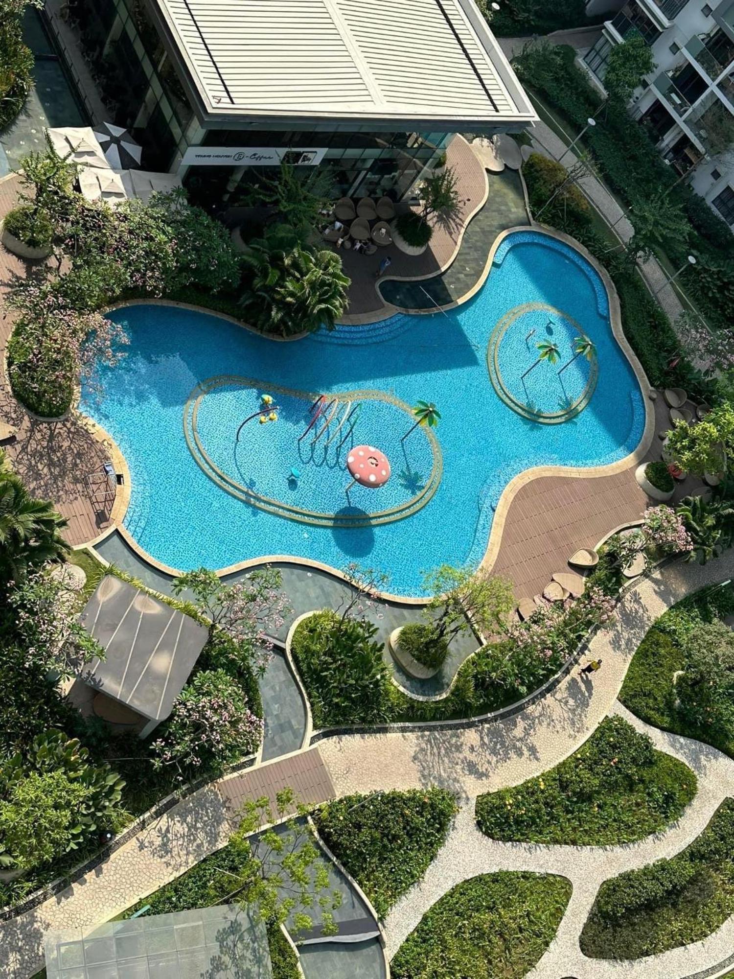 Ho 2 Phong Ngu Emerald Celadon Tan Phu *